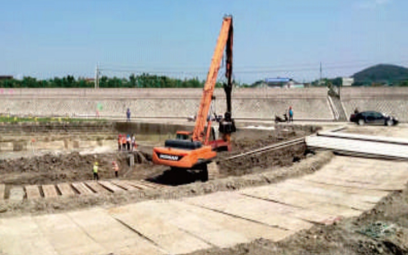 浙江錢塘江北岸秧田廟至塔山壩段海塘堤腳加固防沖工程